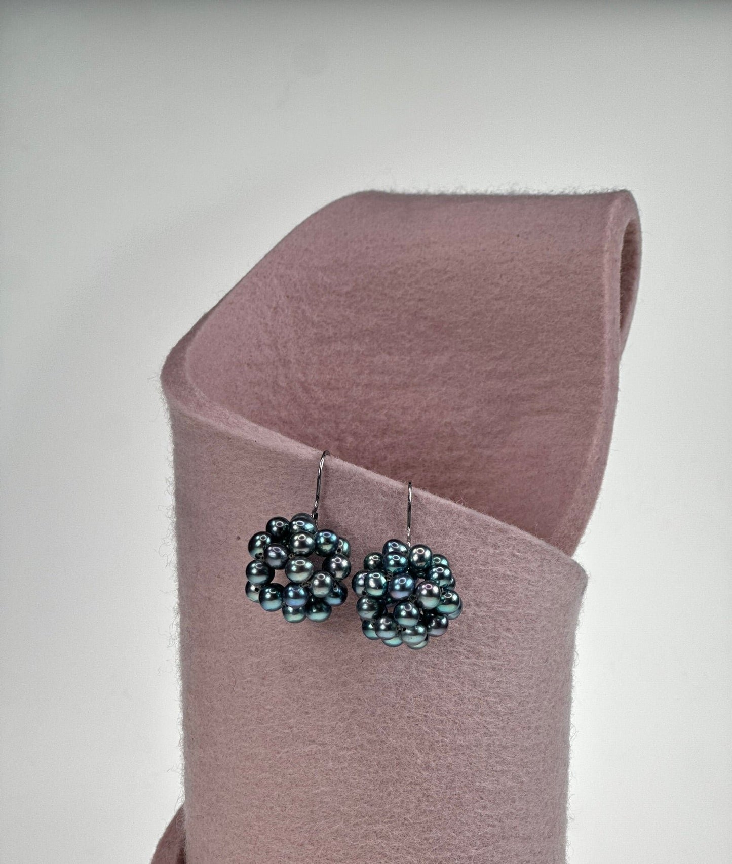 Ohrhaken Blackberry Big